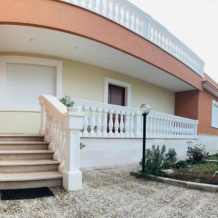 Villa Raffaele Trani Exterior foto