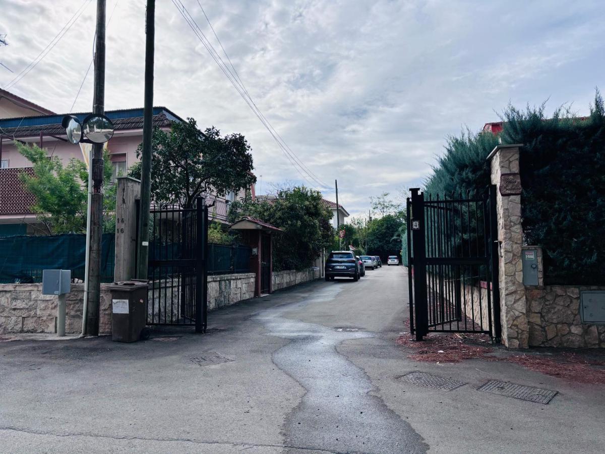 Villa Raffaele Trani Exterior foto